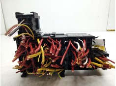 Recambio de caja fusibles para renault clio iv grandtour (kh_) 1.5 dci 90 (khn3, khn4) referencia OEM IAM    2