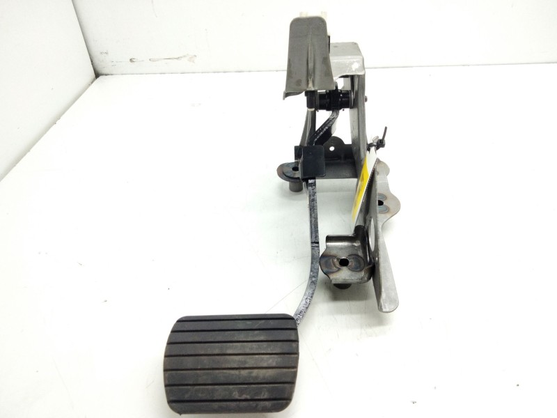 Recambio de pedal freno para renault clio iv grandtour (kh_) 1.5 dci 90 (khn3, khn4) referencia OEM IAM   