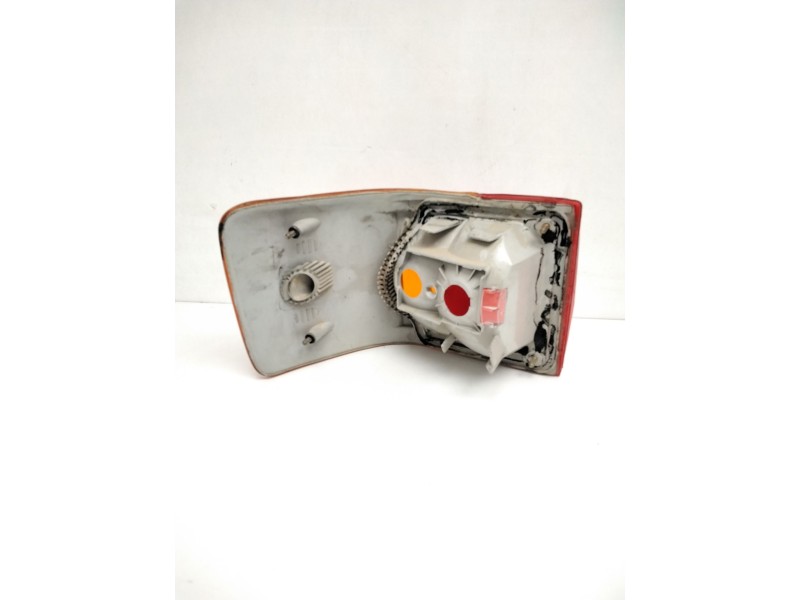 Recambio de piloto trasero derecho para audi 80/90 (893) referencia OEM IAM 53399  