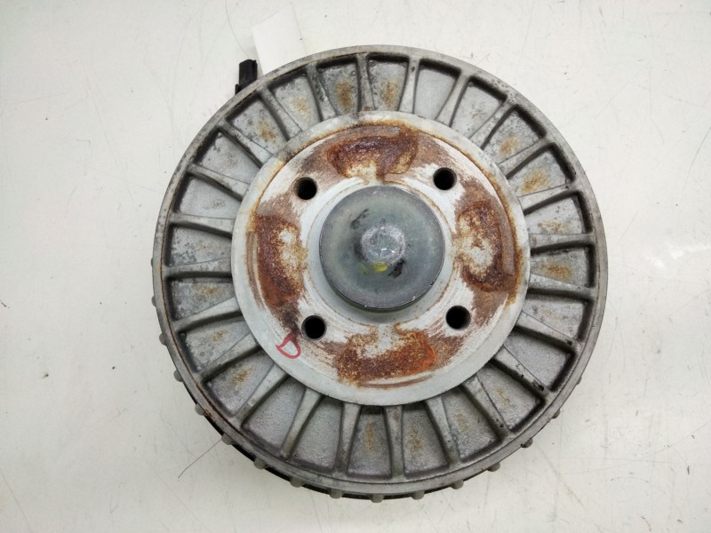 Recambio de buje trasero izquierdo para renault clio iv grandtour (kh_) 1.5 dci 90 (khn3, khn4) referencia OEM IAM   