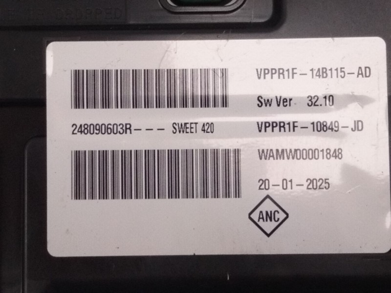 Recambio de cuadro instrumentos para dacia bisgster referencia OEM IAM 248090603R  