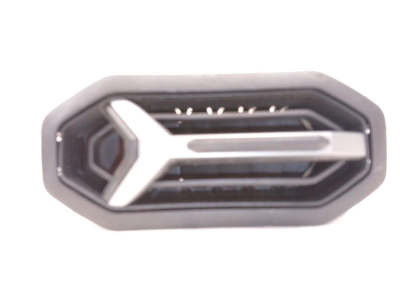 Recambio de aireador derecho para dacia bisgster referencia OEM IAM 687602110R  