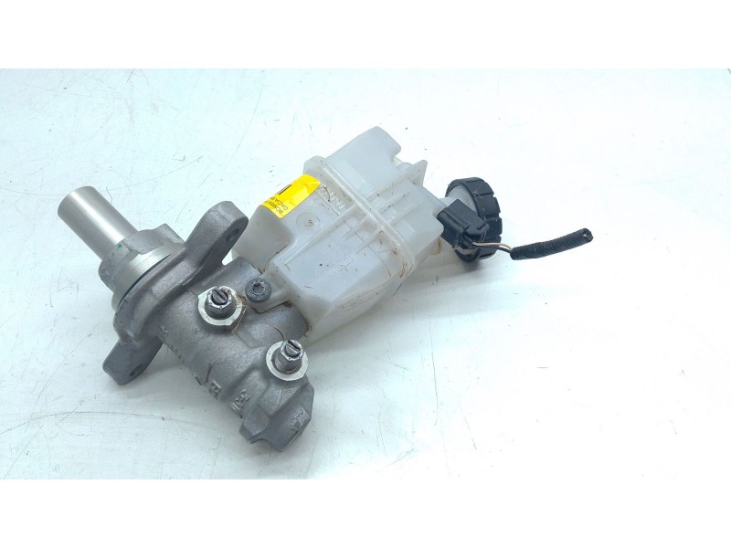 Recambio de bomba freno para dacia bisgster referencia OEM IAM 460919818R  