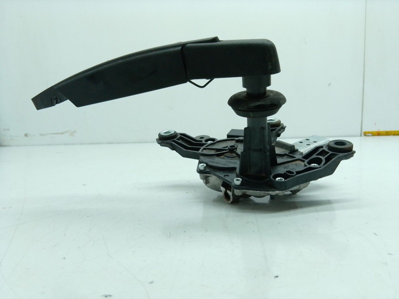 Recambio de motor limpia trasero para dacia bisgster referencia OEM IAM   