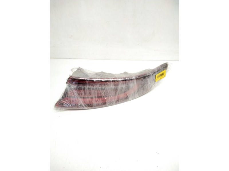 Recambio de piloto trasero derecho para kia proceed combi van (cd) 1.4 t-gdi referencia OEM IAM 92402J7200  
