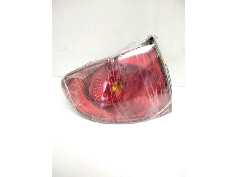 Recambio de piloto trasero izquierdo para seat altea (5p1) 2.0 tdi 16v referencia OEM IAM 5P0945095E  
