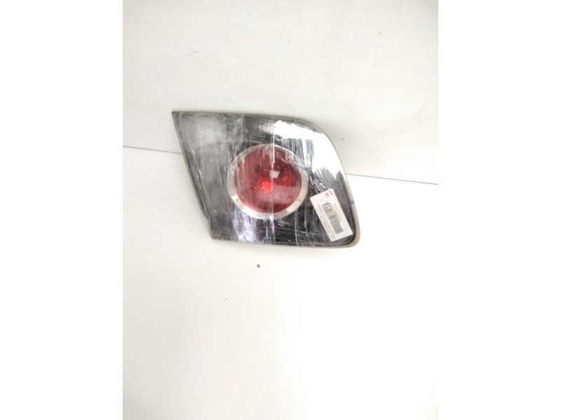 Recambio de piloto trasero izquierdo porton para mazda 3 berlina (bk) 1.6 vvt active referencia OEM IAM P2775L  