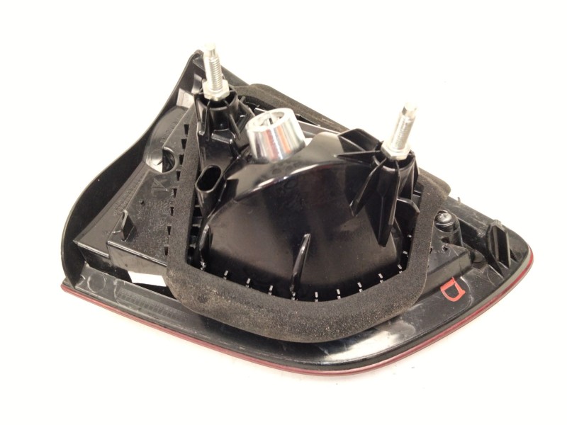 Recambio de piloto trasero derecho porton para renault clio iv grandtour (kh_) 1.5 dci 90 (khn3, khn4) referencia OEM IAM 205357
