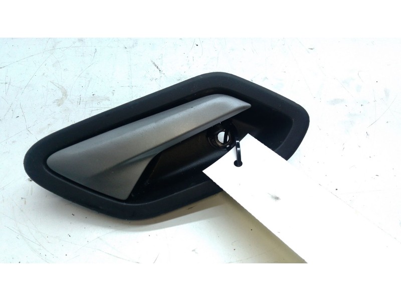 Recambio de maneta interior delantera derecha para dacia bisgster referencia OEM IAM 826725556R  