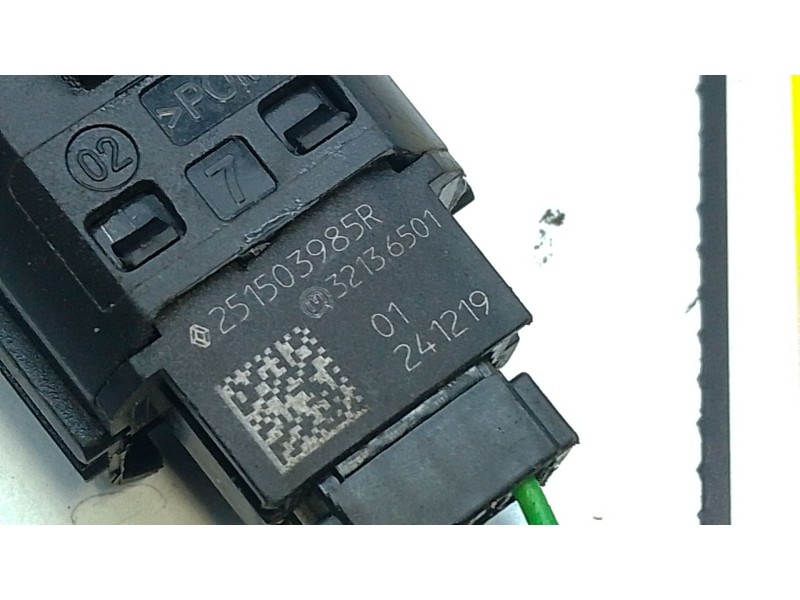 Recambio de pulsador star stop para dacia bisgster referencia OEM IAM   