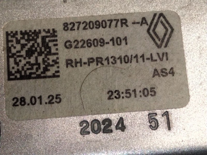Recambio de elevalunas trasero derecho para dacia bisgster referencia OEM IAM 827209077R  