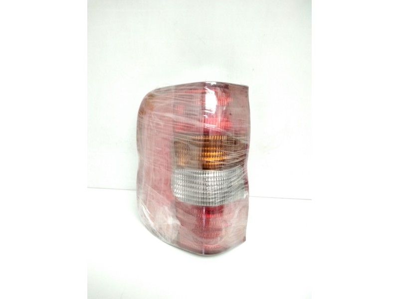 Recambio de piloto trasero izquierdo para opel combo (corsa b) cargo referencia OEM IAM 67732670  