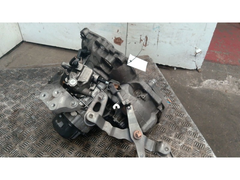 Recambio de caja cambios para opel combo furgoneta/monovolumen (x12) 1.3 cdti (b05) referencia OEM IAM 24580688  