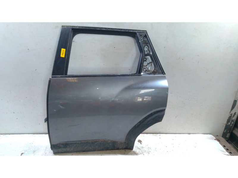 Recambio de puerta trasera izquierda para dacia bisgster referencia OEM IAM   