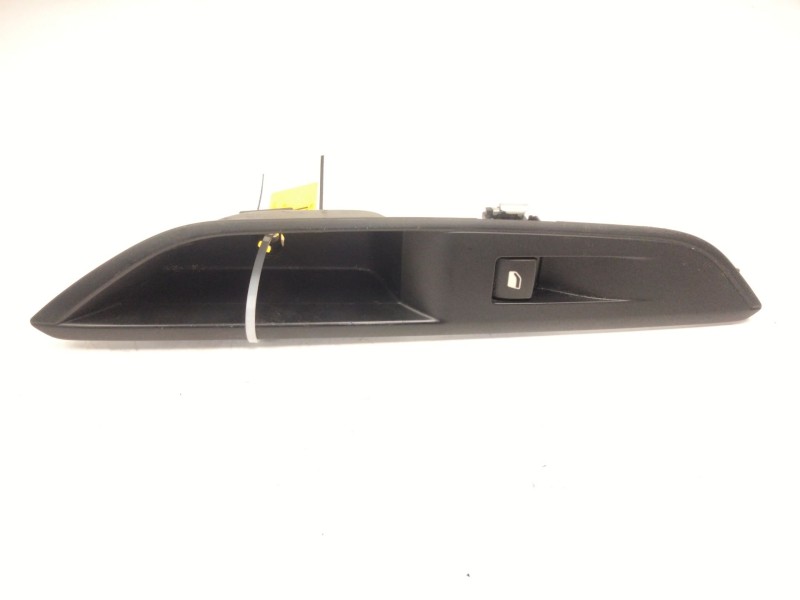Recambio de mando elevalunas trasero izquierdo para peugeot 5008 ii (mc_, mj_, mr_, m4_) 1.6 bluehdi 120 referencia OEM IAM 9804