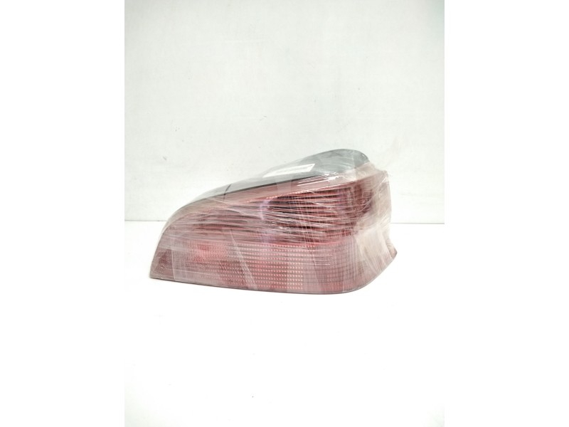 Recambio de piloto trasero derecho para peugeot 106 (s2) sport referencia OEM IAM 40344 LPTG123 
