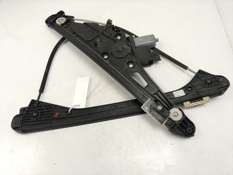 Recambio de elevalunas delantero izquierdo para peugeot 5008 ii (mc_, mj_, mr_, m4_) 1.6 bluehdi 120 referencia OEM IAM   
