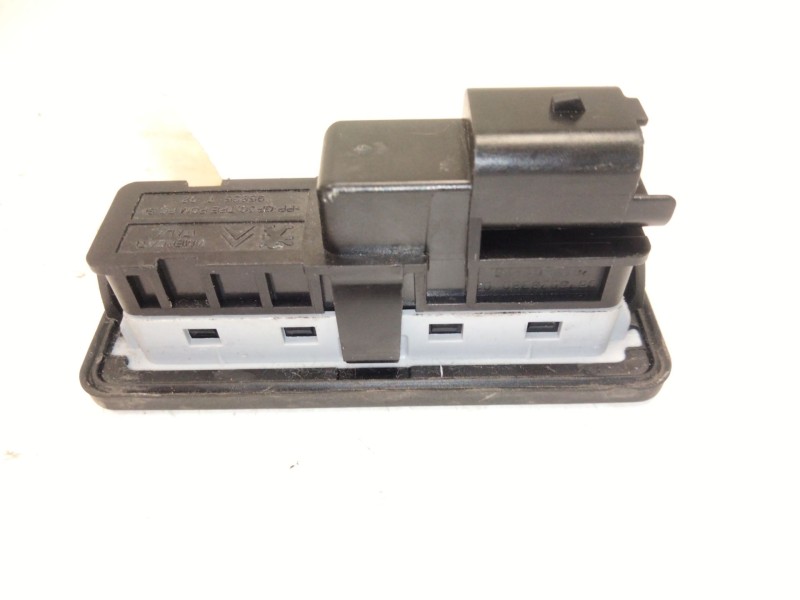 Recambio de maneta exterior porton para peugeot 5008 ii (mc_, mj_, mr_, m4_) 1.6 bluehdi 120 referencia OEM IAM   