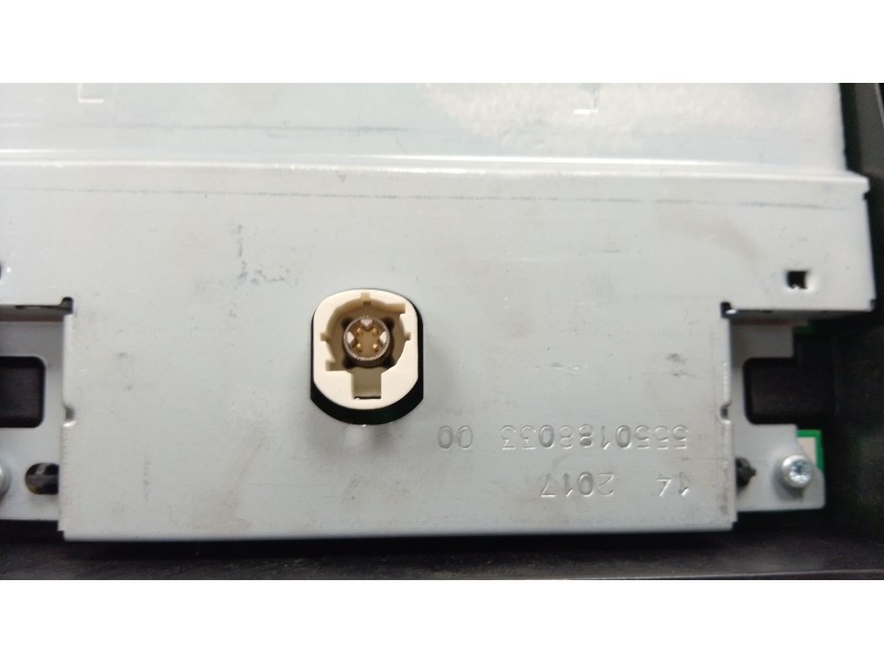 Recambio de pantalla multifuncion para peugeot 5008 ii (mc_, mj_, mr_, m4_) 1.6 bluehdi 120 referencia OEM IAM   