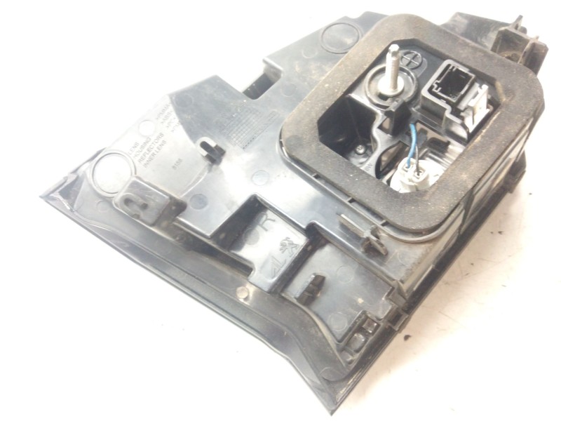 Recambio de piloto trasero derecho porton para peugeot 5008 ii (mc_, mj_, mr_, m4_) 1.6 bluehdi 120 referencia OEM IAM 981102778