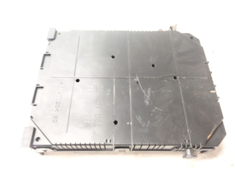 Recambio de caja fusibles para peugeot 5008 ii (mc_, mj_, mr_, m4_) 1.6 bluehdi 120 referencia OEM IAM 9819855080  