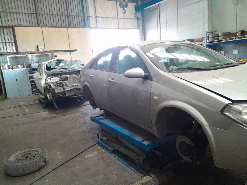 nissan primera (p12) del año 2003