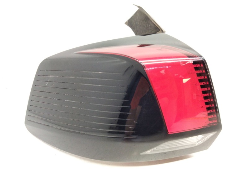 Recambio de piloto trasero izquierdo para peugeot 5008 ii (mc_, mj_, mr_, m4_) 1.6 bluehdi 120 referencia OEM IAM 9811028080  