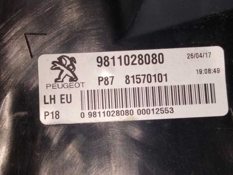 Recambio de piloto trasero izquierdo para peugeot 5008 ii (mc_, mj_, mr_, m4_) 1.6 bluehdi 120 referencia OEM IAM 9811028080  