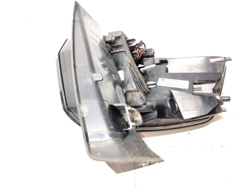 Recambio de piloto trasero derecho para peugeot 5008 ii (mc_, mj_, mr_, m4_) 1.6 bluehdi 120 referencia OEM IAM 9811028180  