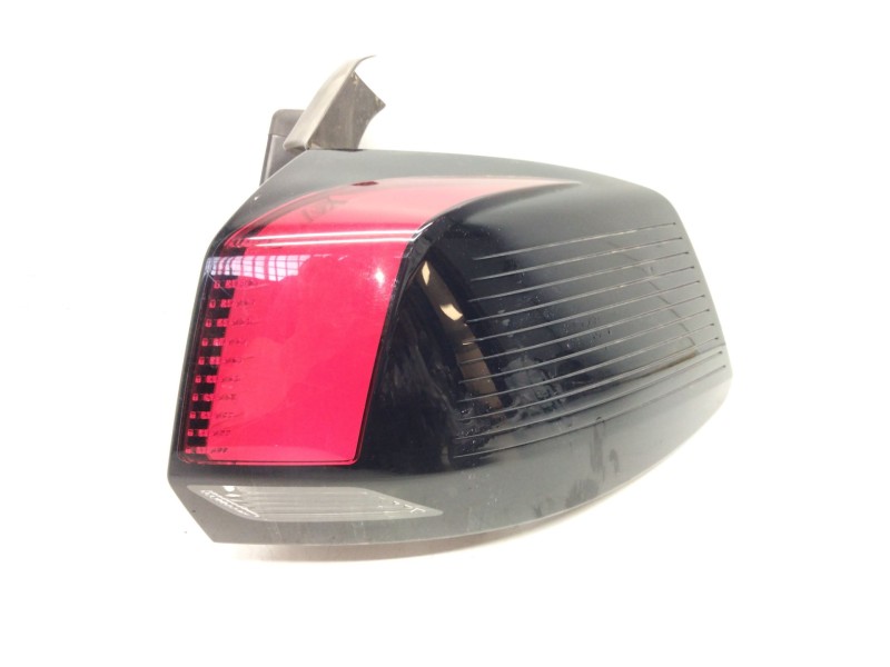 Recambio de piloto trasero derecho para peugeot 5008 ii (mc_, mj_, mr_, m4_) 1.6 bluehdi 120 referencia OEM IAM 9811028180  