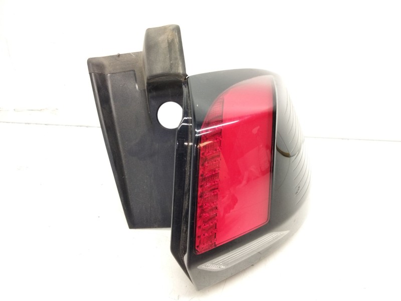 Recambio de piloto trasero derecho para peugeot 5008 ii (mc_, mj_, mr_, m4_) 1.6 bluehdi 120 referencia OEM IAM 9811028180  