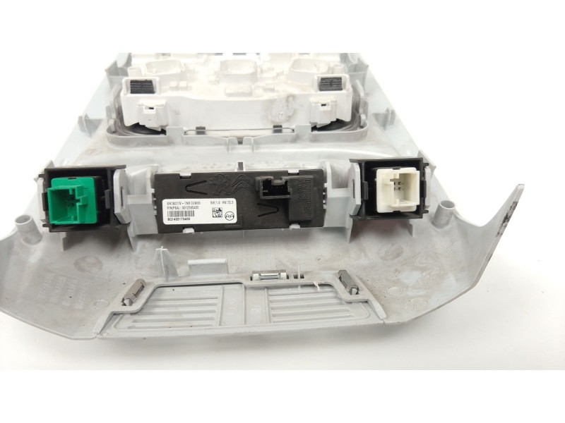 Recambio de luz interior para peugeot 5008 ii (mc_, mj_, mr_, m4_) 1.6 bluehdi 120 referencia OEM IAM   
