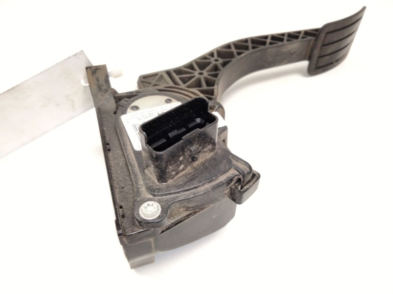 Recambio de pedal acelerador para peugeot 5008 ii (mc_, mj_, mr_, m4_) 1.6 bluehdi 120 referencia OEM IAM 9674829180  