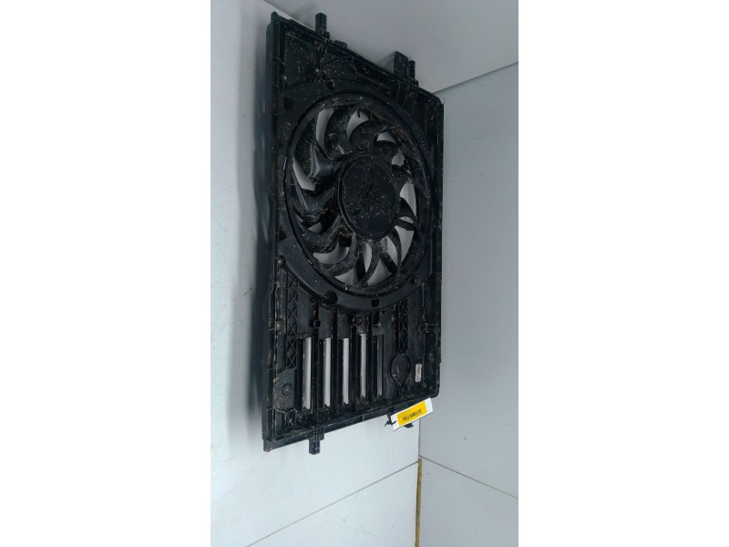 Recambio de electroventilador para dacia bisgster referencia OEM IAM 214814206R  