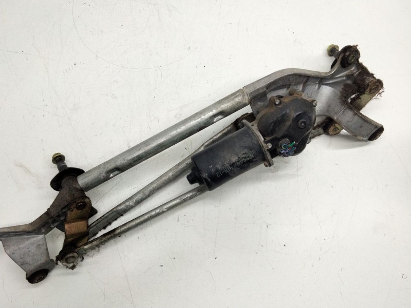Recambio de motor limpia delantero para nissan primera (p12) 1.6 referencia OEM IAM   