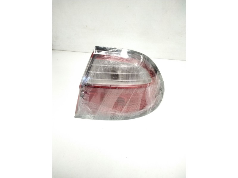 Recambio de piloto trasero derecho para nissan almera (n15) 1.6 16v cat referencia OEM IAM ICHIKOH 7434  
