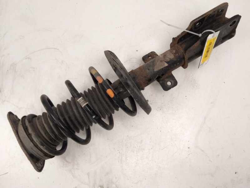 Recambio de amortiguador delantero izquierdo para peugeot 5008 ii (mc_, mj_, mr_, m4_) 1.6 bluehdi 120 referencia OEM IAM   