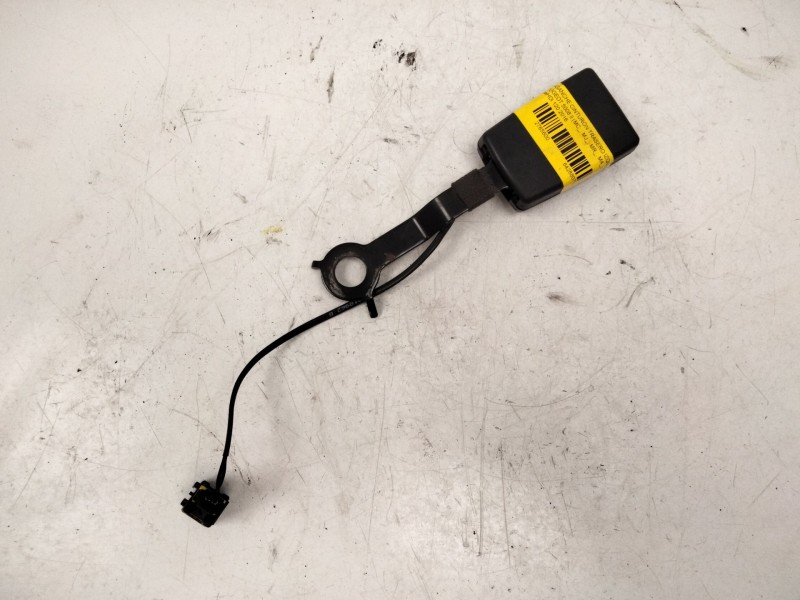 Recambio de enganche cinturon trasero izquierdo para peugeot 5008 ii (mc_, mj_, mr_, m4_) 1.6 bluehdi 120 referencia OEM IAM   