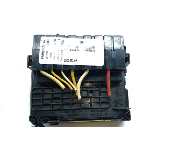 Recambio de caja fusibles para peugeot 207/207+ (wa_, wc_) 1.4 hdi referencia OEM IAM 9667199780  