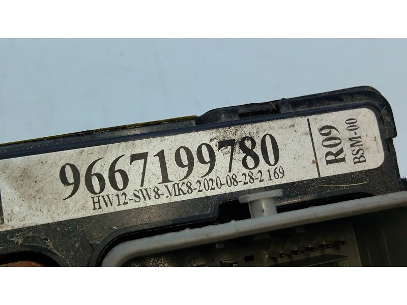 Recambio de caja fusibles para peugeot 207/207+ (wa_, wc_) 1.4 hdi referencia OEM IAM 9667199780  