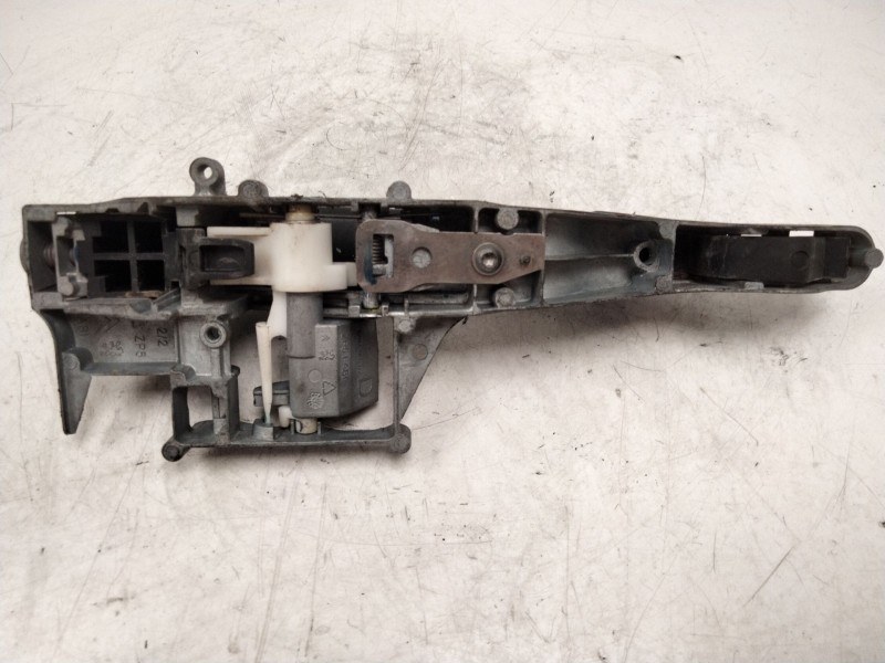 Recambio de maneta exterior delantera derecha para peugeot 207/207+ (wa_, wc_) 1.4 hdi referencia OEM IAM   