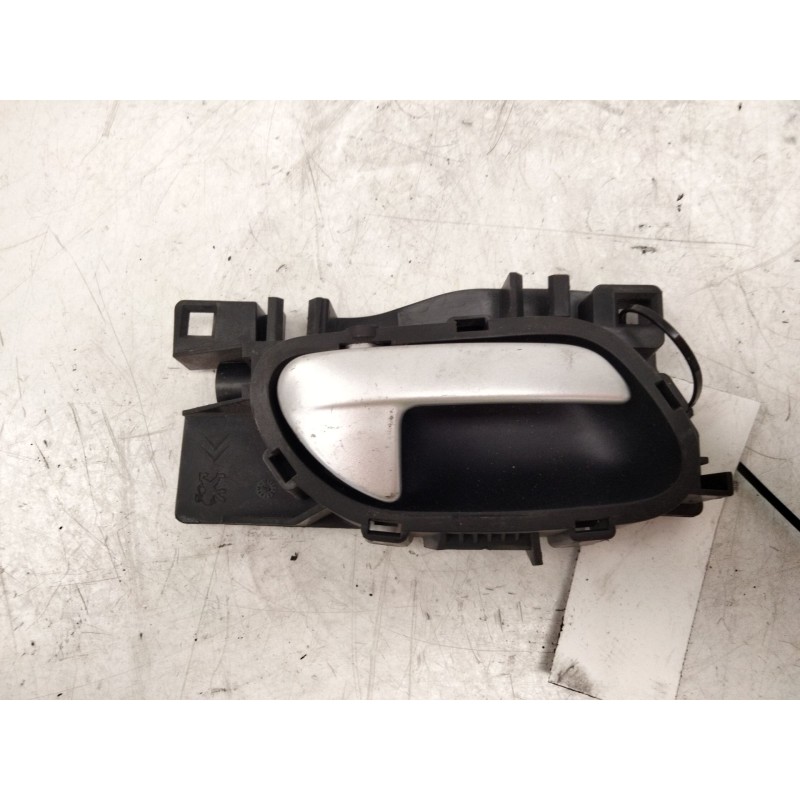 Recambio de maneta interior delantera derecha para peugeot 207/207+ (wa_, wc_) 1.4 hdi referencia OEM IAM   