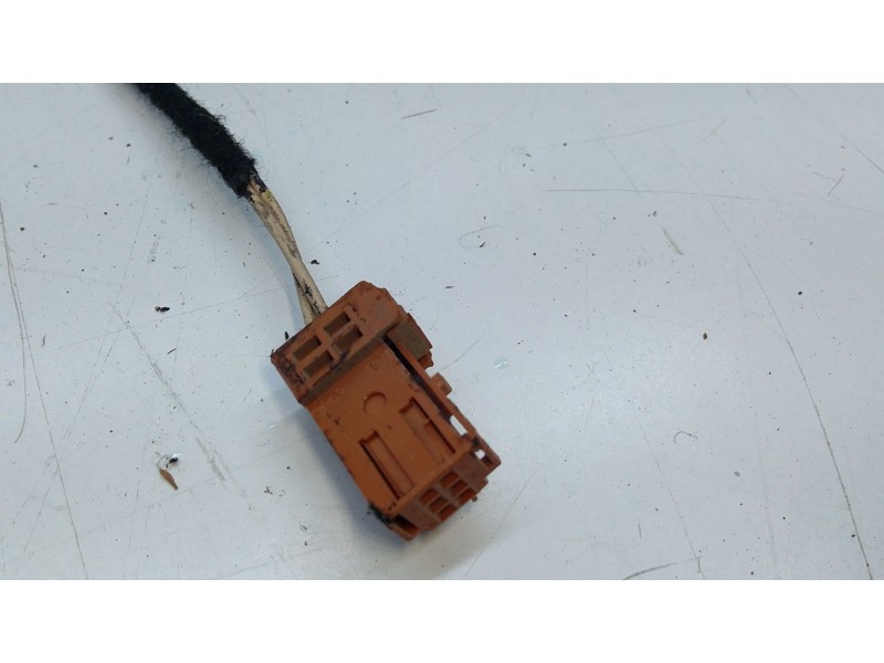 Recambio de retrovisor izquierdo para peugeot 207/207+ (wa_, wc_) 1.4 hdi referencia OEM IAM 96805881XT  