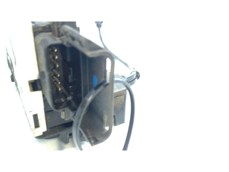 Recambio de cerradura puerta delantera izquierda para peugeot 207/207+ (wa_, wc_) 1.4 hdi referencia OEM IAM 24087158  