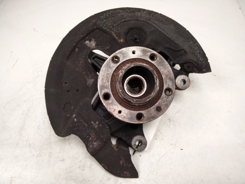 Recambio de mangueta delantera derecha para peugeot 5008 ii (mc_, mj_, mr_, m4_) 1.6 bluehdi 120 referencia OEM IAM   