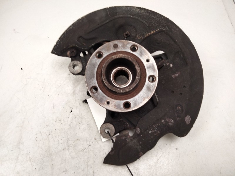Recambio de mangueta delantera izquierda para peugeot 5008 ii (mc_, mj_, mr_, m4_) 1.6 bluehdi 120 referencia OEM IAM   