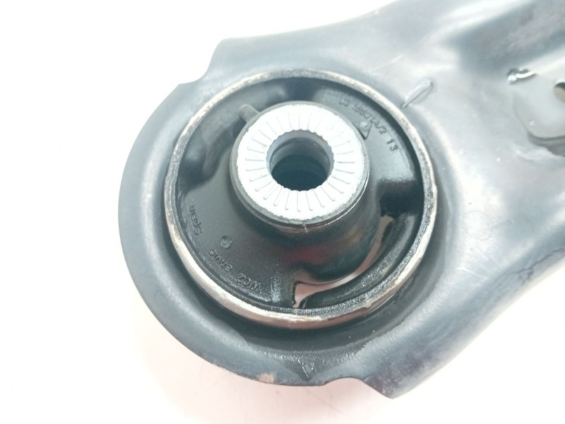 Recambio de brazo suspension inferior delantero derecho para volkswagen tiguan (5n_) 2.0 tdi 4motion referencia OEM IAM 5N040715