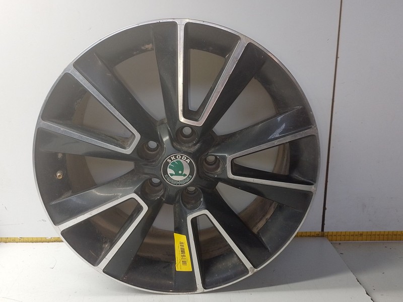 Recambio de llanta aluminio para skoda yeti (5l) 2.0 tdi 4x4 referencia OEM IAM 5L0601025F  