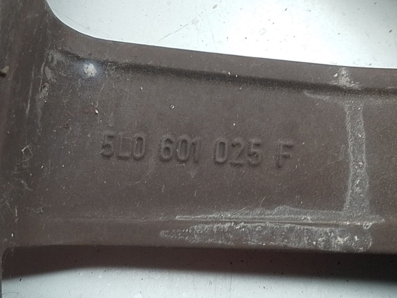 Recambio de llanta aluminio para skoda yeti (5l) 2.0 tdi 4x4 referencia OEM IAM 5L0601025F  