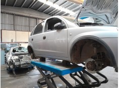 opel corsa c (x01) del año 2003 2